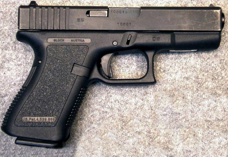 Pistol 88B - Glock 19