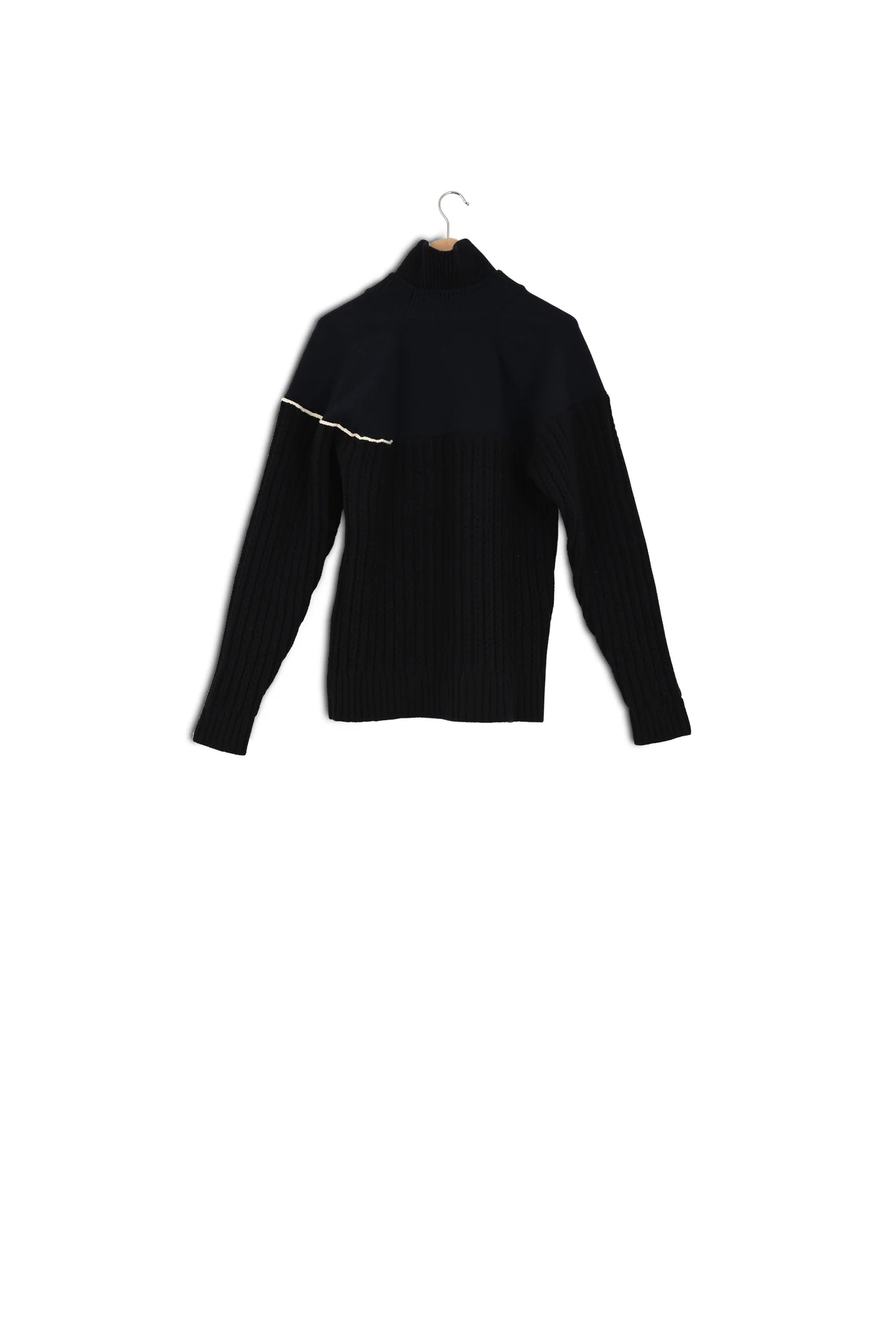 Product photo V-Neck Jumper number 0