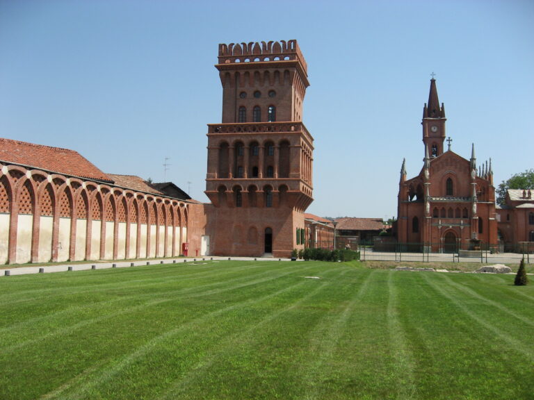 Pollenzo Castle