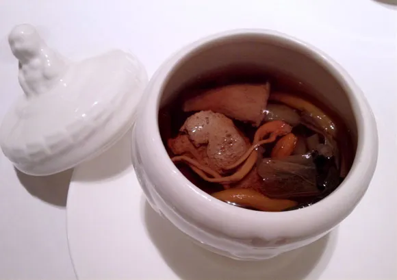 buddha-jumps-wall-soup0